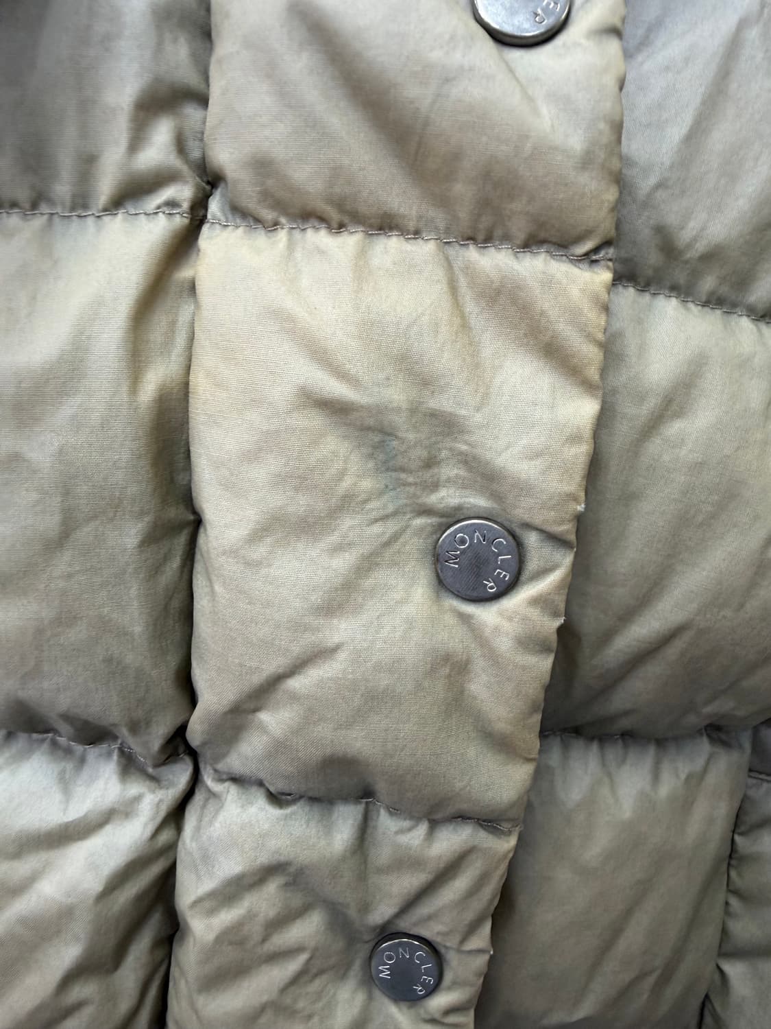 정품) 몽클레어 21ss DAOS 키즈 패딩 4Y 상품이미지5