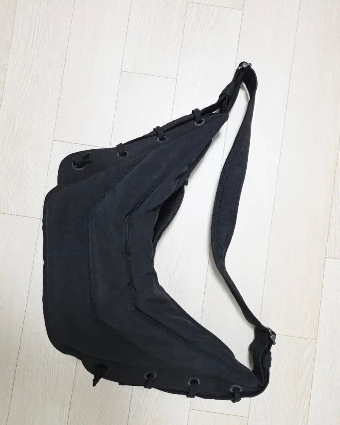 르메르 소프트 게임백 블랙 상품이미지1