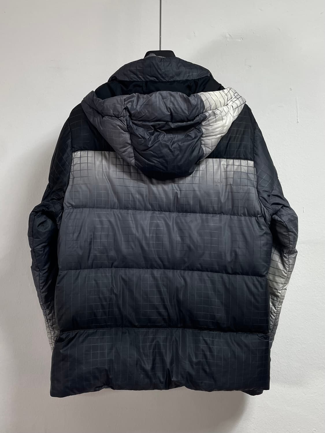 나이키 ACG 그라데이션 후드 다운 패딩 (on.189)   상품이미지2