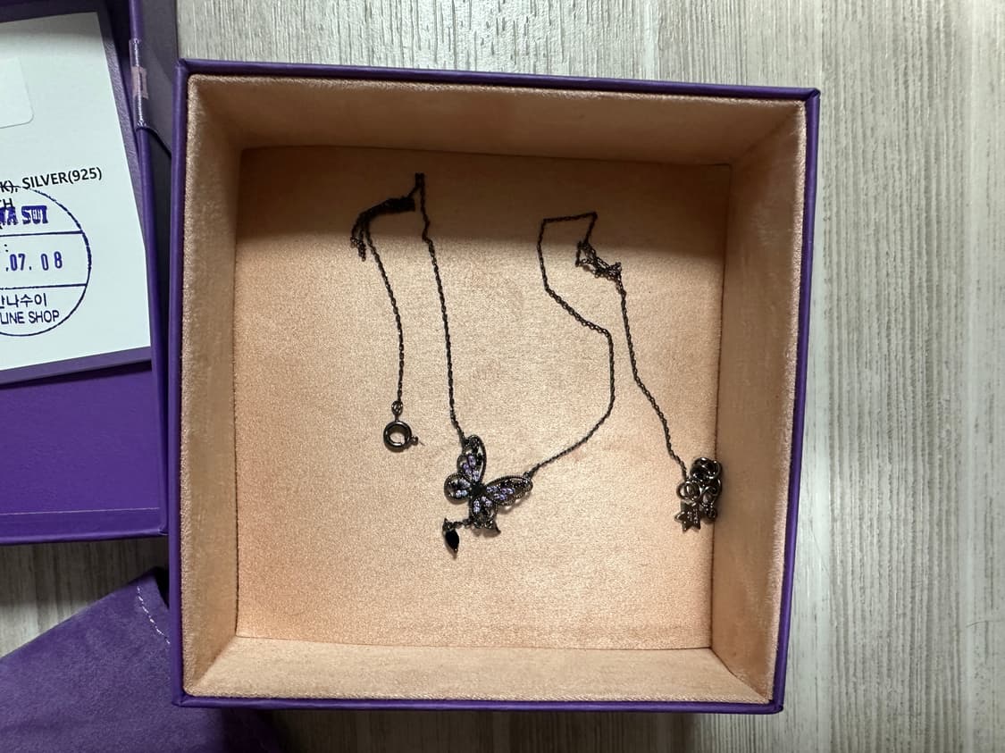 안나수이 나비 목걸이 상품이미지2