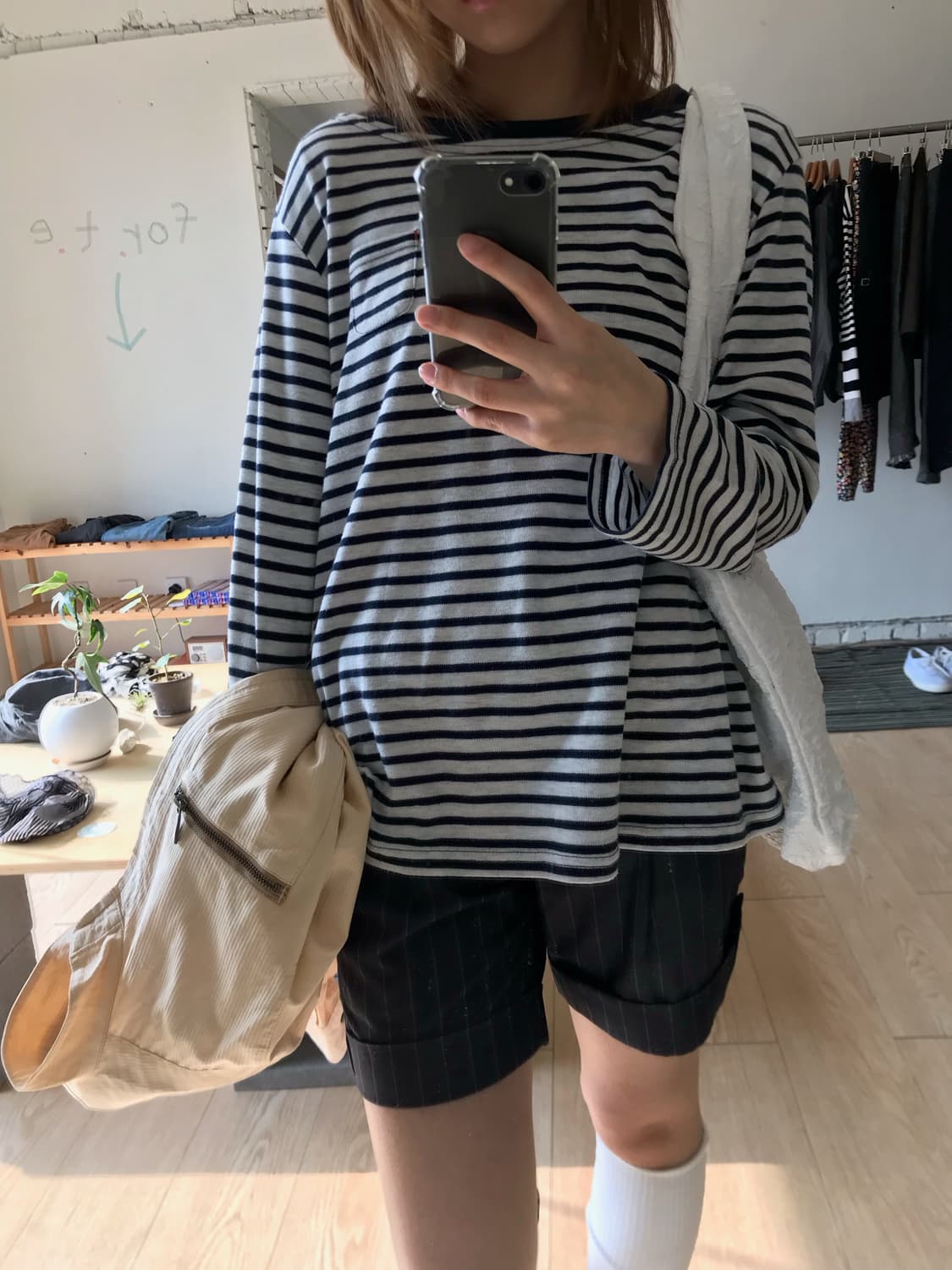 스트라이브 단추 긴팔 티셔츠  상품이미지9