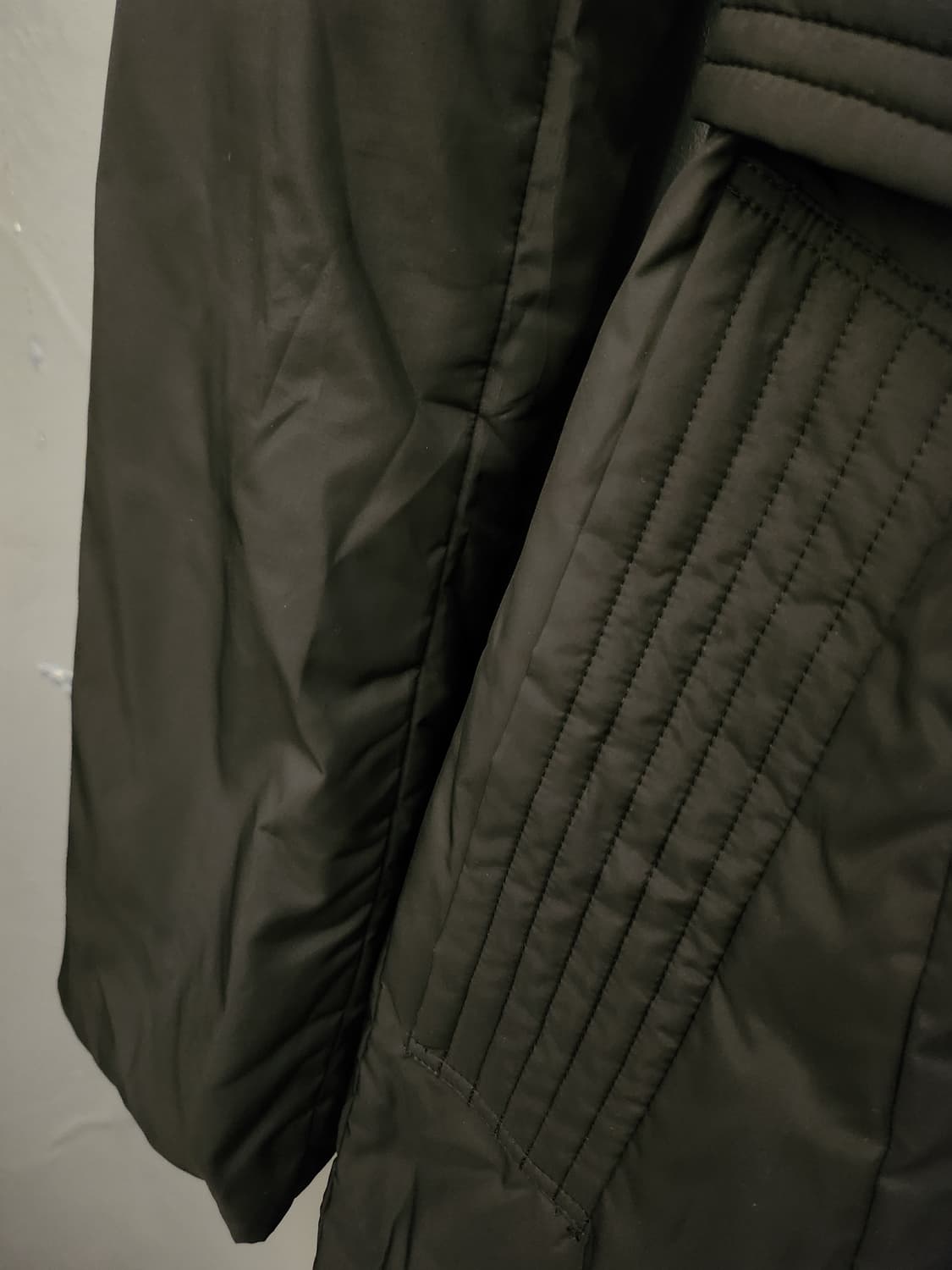 일본빈티지 콤 사 이즘 라쿤털 탈부착 가능 다운 벨트 패딩 상품이미지6