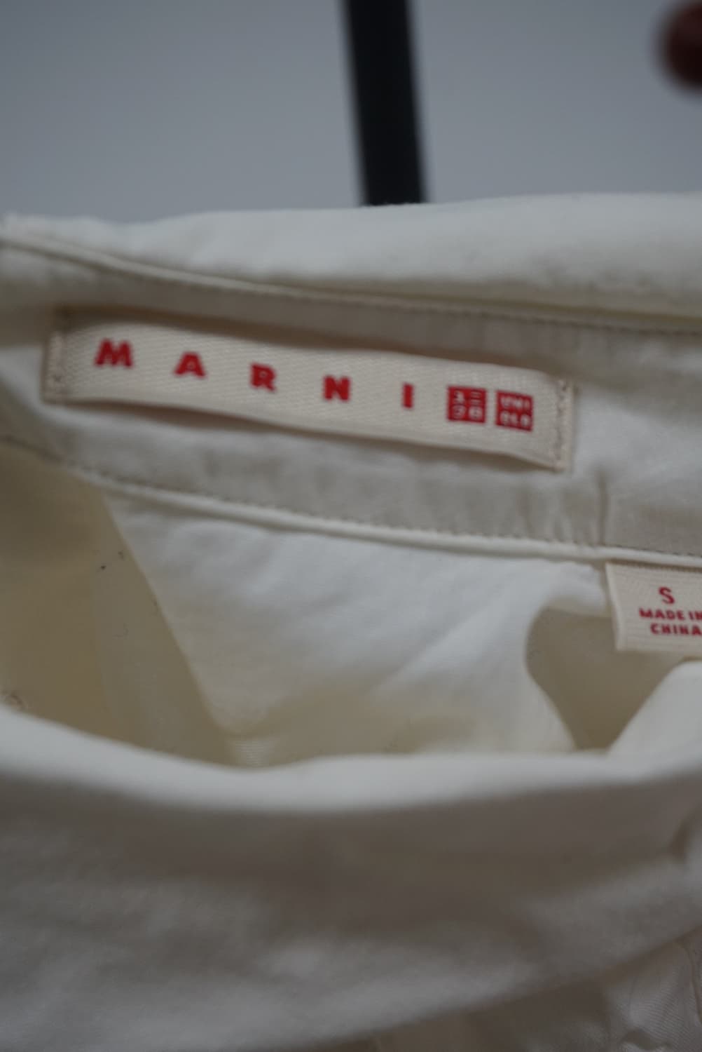 MARNI × UNIQLO Pleated Sleeveless Blouse 상품이미지6