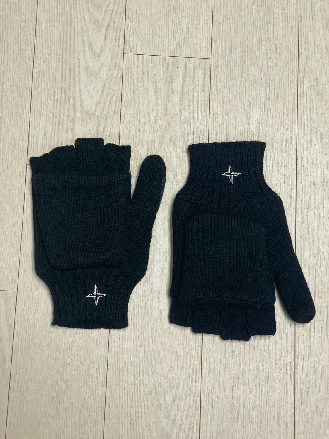 [스톤아일랜드] 장갑, 특A급 백화점 매장 정품 상품이미지3