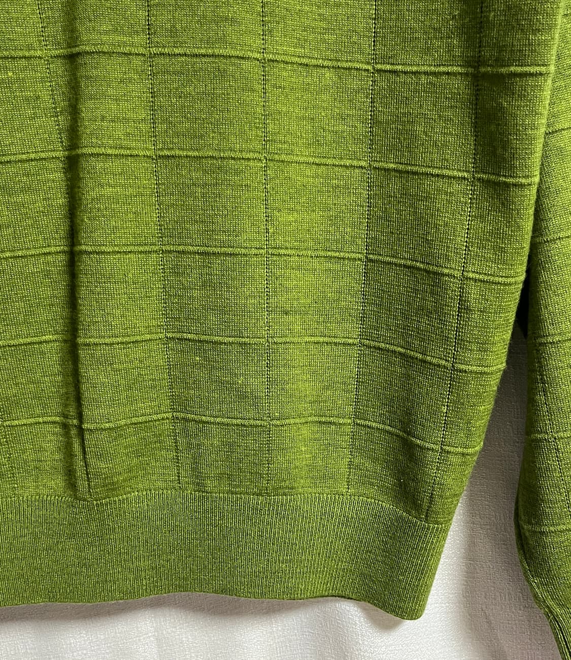 공용 발렌시아가 그린 체크 패턴 모니트 스웨터 105 상품이미지3