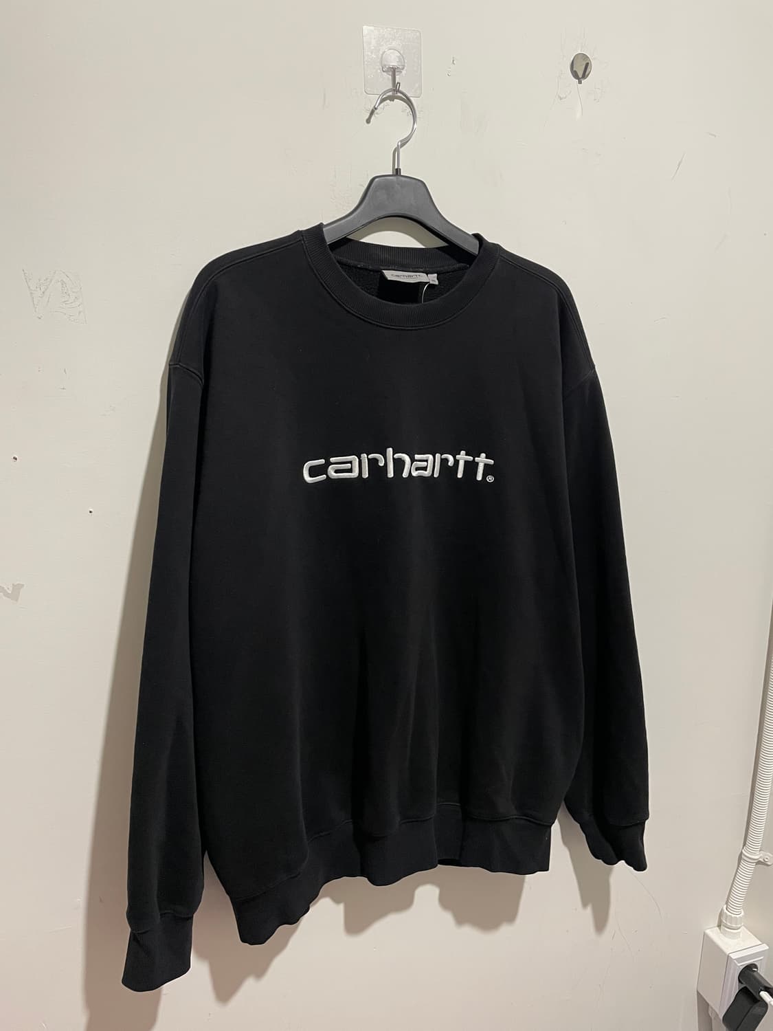 칼하트 맨투맨 블랙 상품이미지1