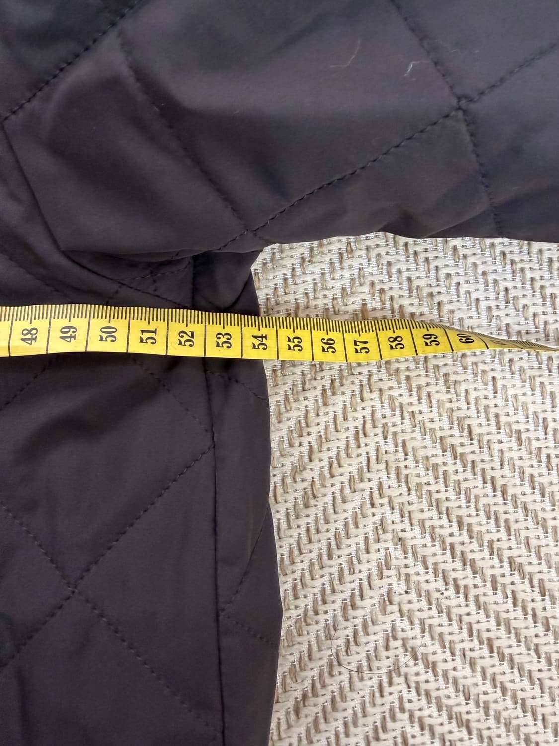 정품) COS 코스 여성 다이아 퀼팅 블랙 봄버 자켓 34 상품이미지8