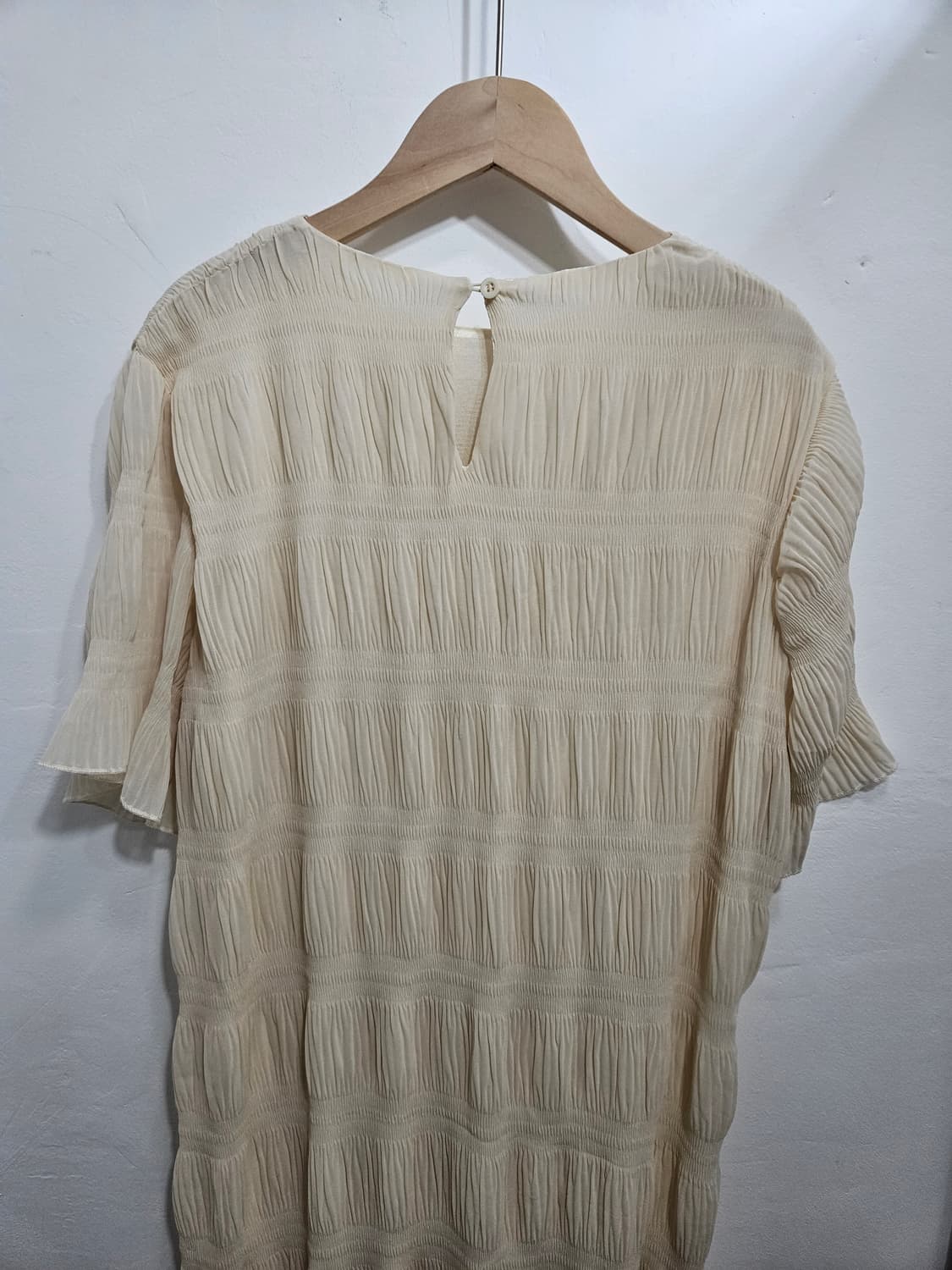 아이보리 플리츠 반팔 롱원피스  상품이미지8