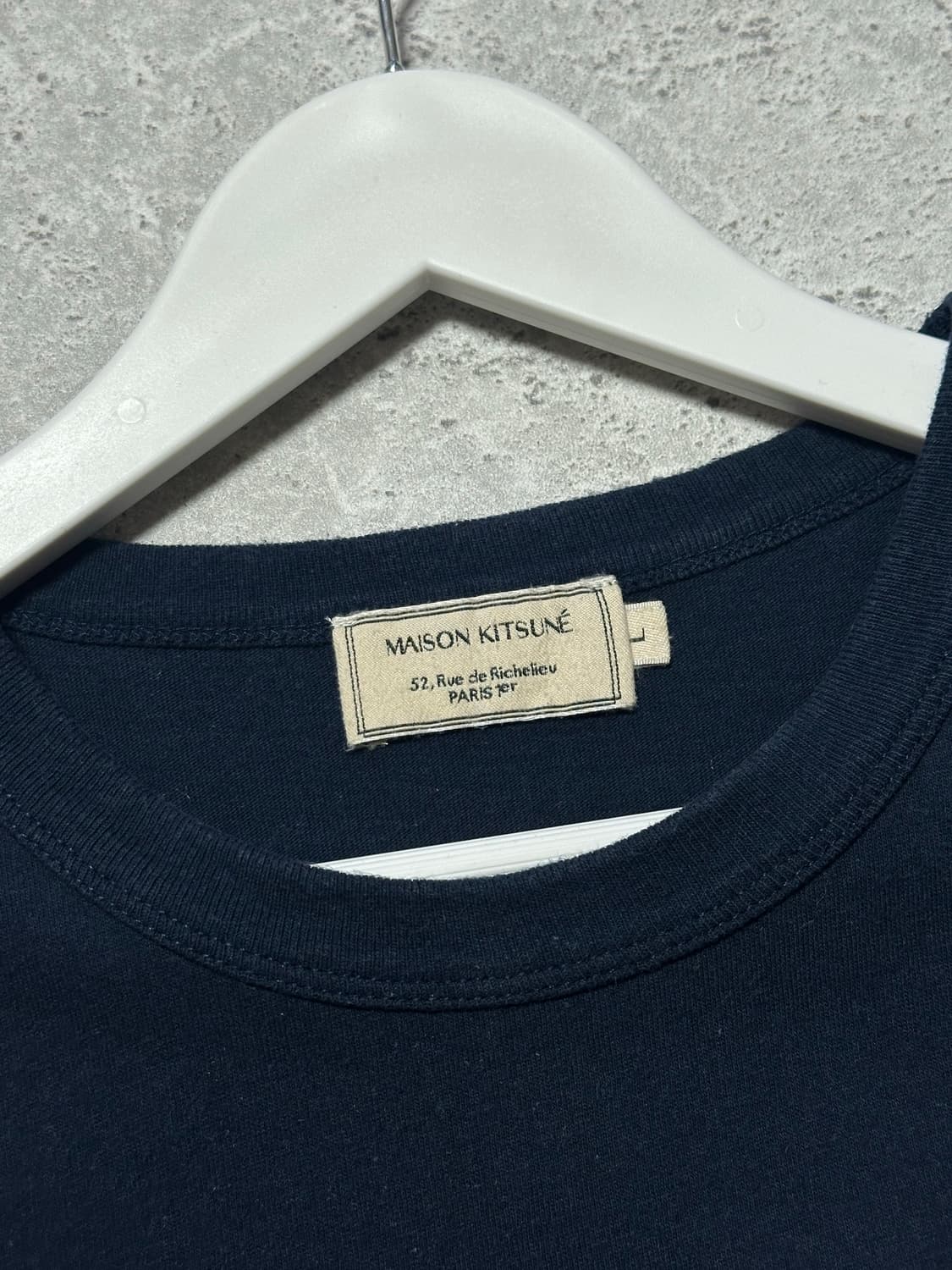메종키츠네 팔레 로얄 네이비 반팔티 상품이미지3