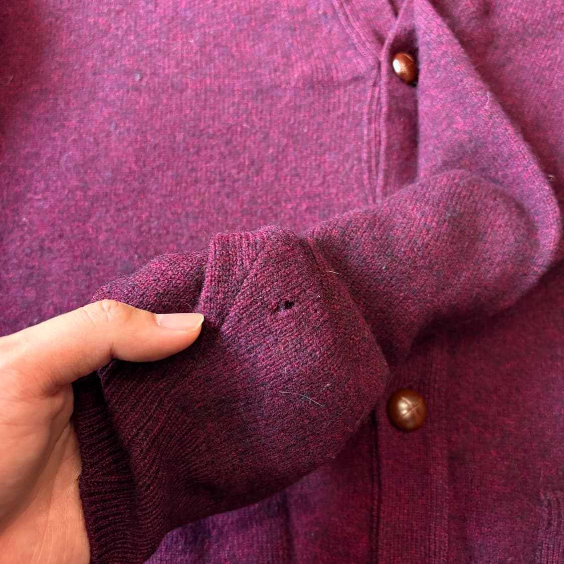 L.L.bean 정품 엘엘빈 스코틀랜드 생산 램스울 버건디 가디건 상품이미지7