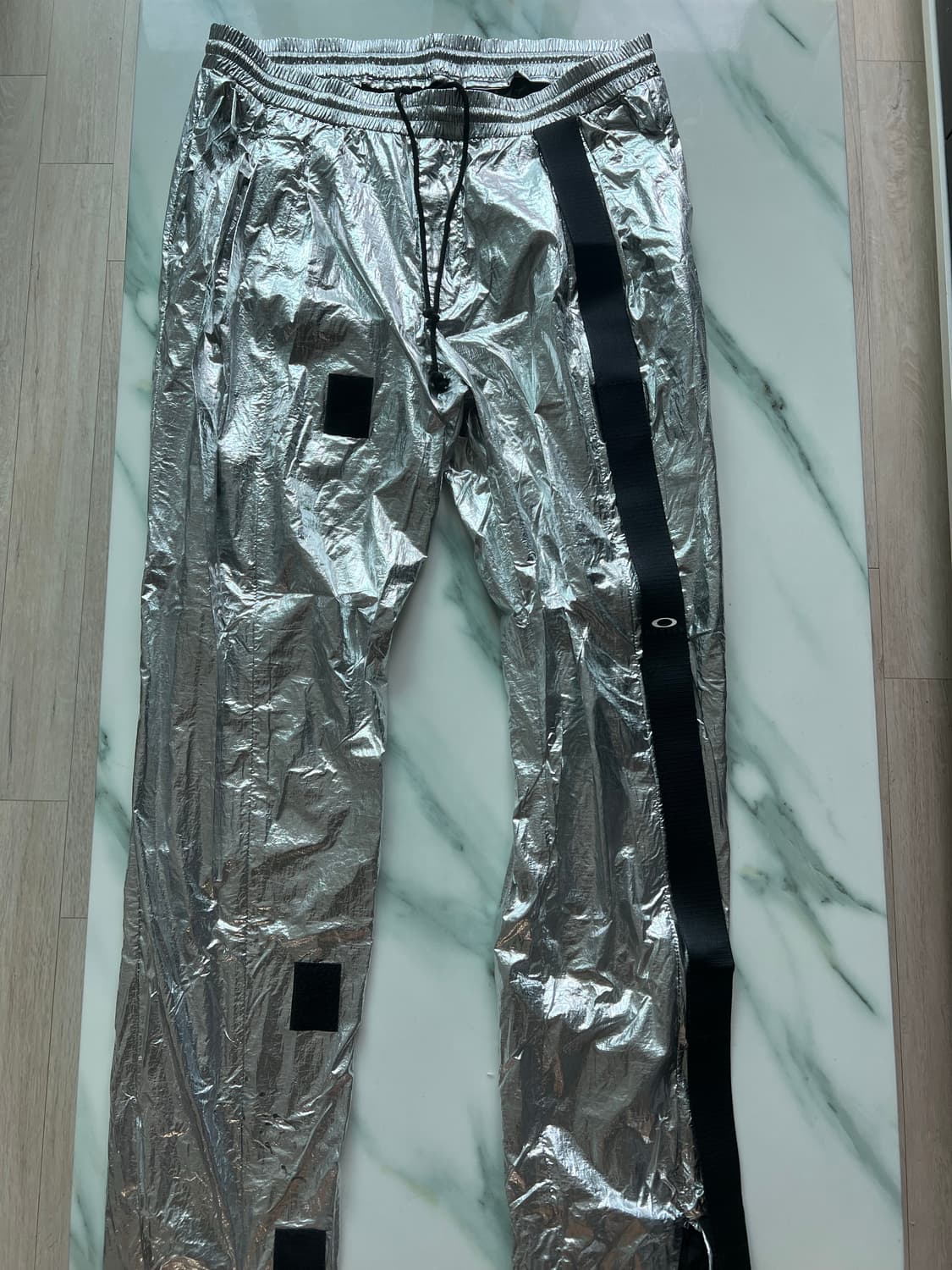 오클리 바이 사무엘 로스(Oakley by Samuel Ross) 실버 상품이미지2