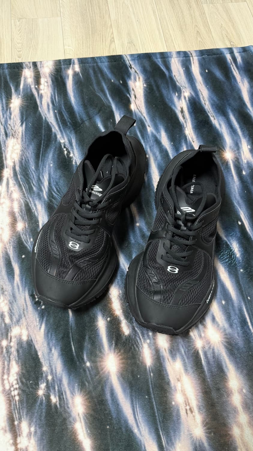 발렌시아가 서킷 스니커즈 블랙 42 상품이미지4