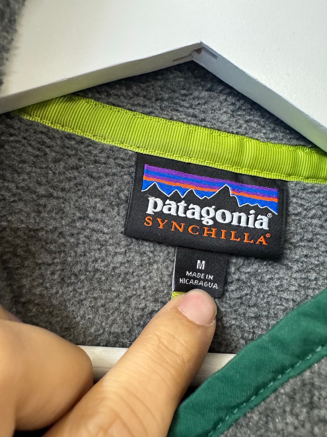 파타고니아 신칠라 그레이 그린 m 상품이미지3