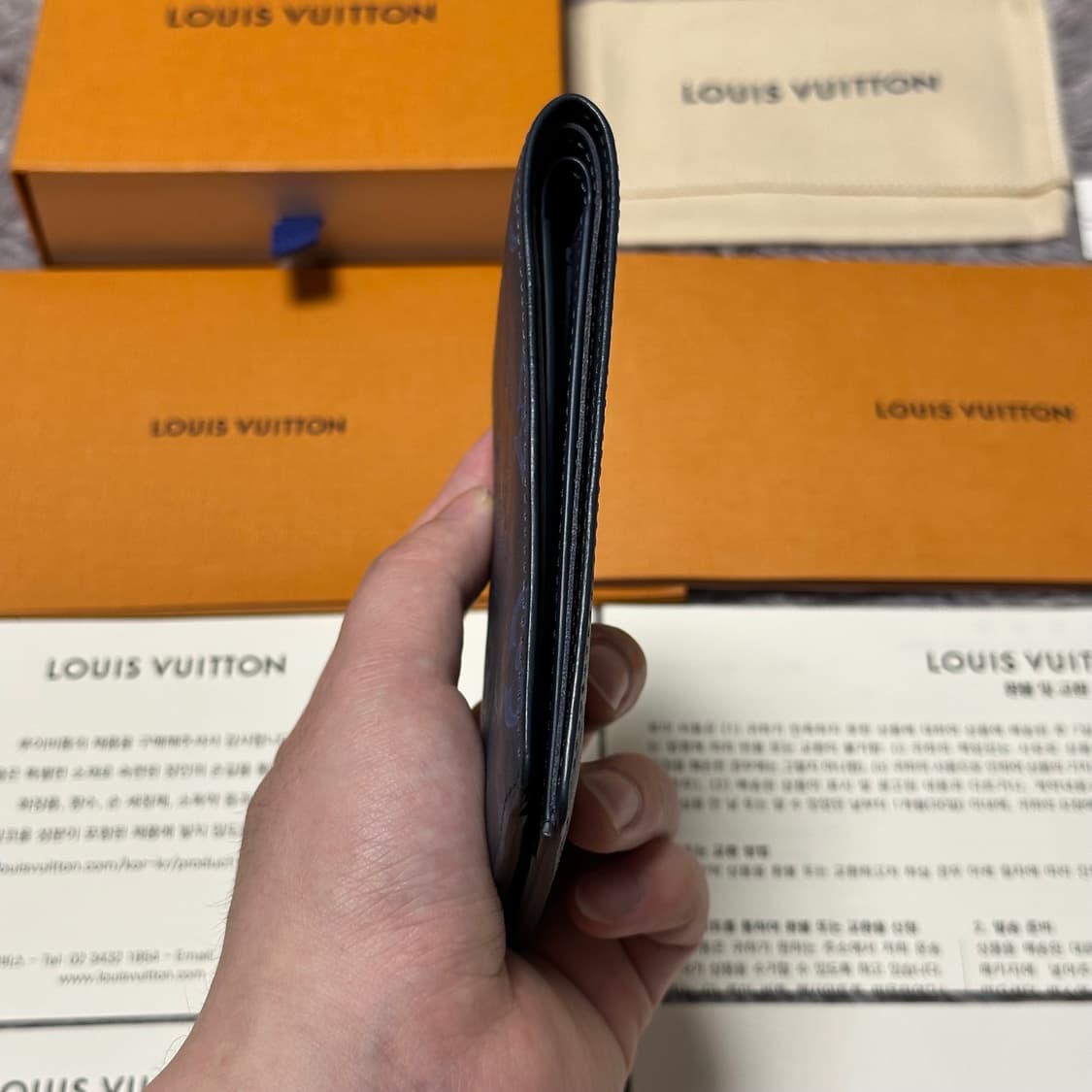 [풀구성] 루이비통 이클립스 쉐도우 멀티플 월릿 반지갑 네이비 상품이미지4