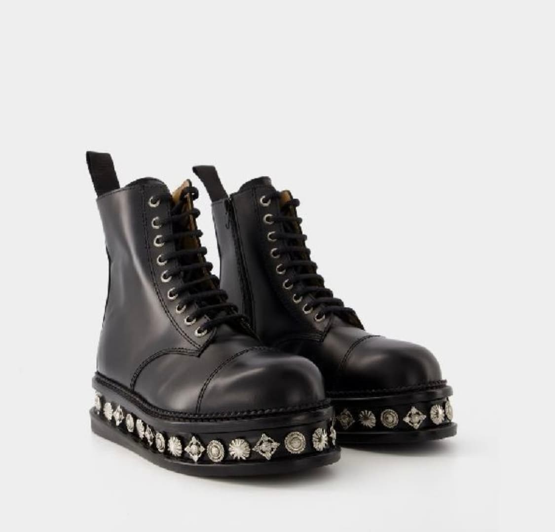 [TOGA PULLA]토가 풀라 장식 스터드 레이스업 부츠 상품이미지1