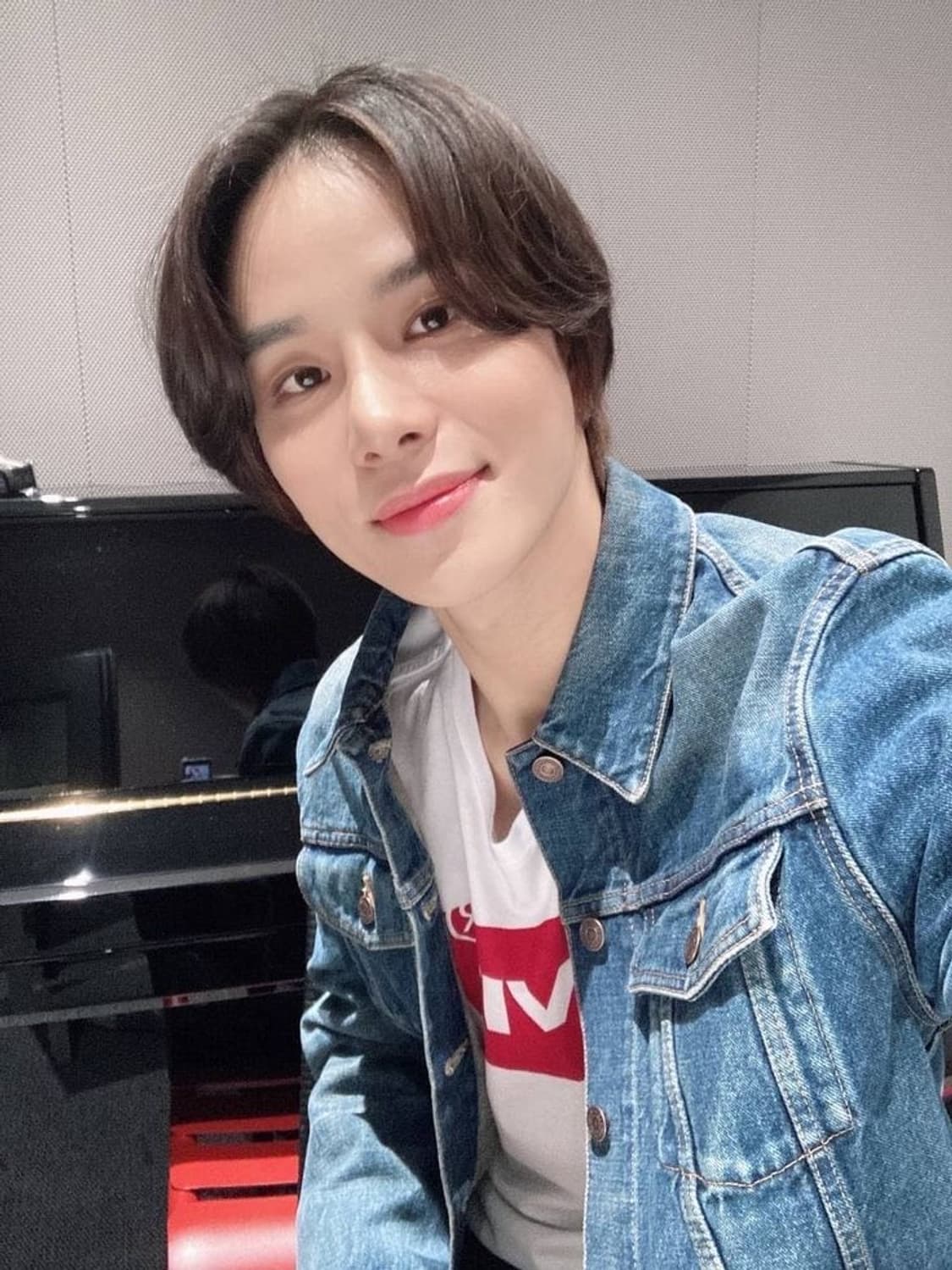 [NCT 정우님 착용] 셀린느 20AW 백로고 데님 자켓 상품이미지3