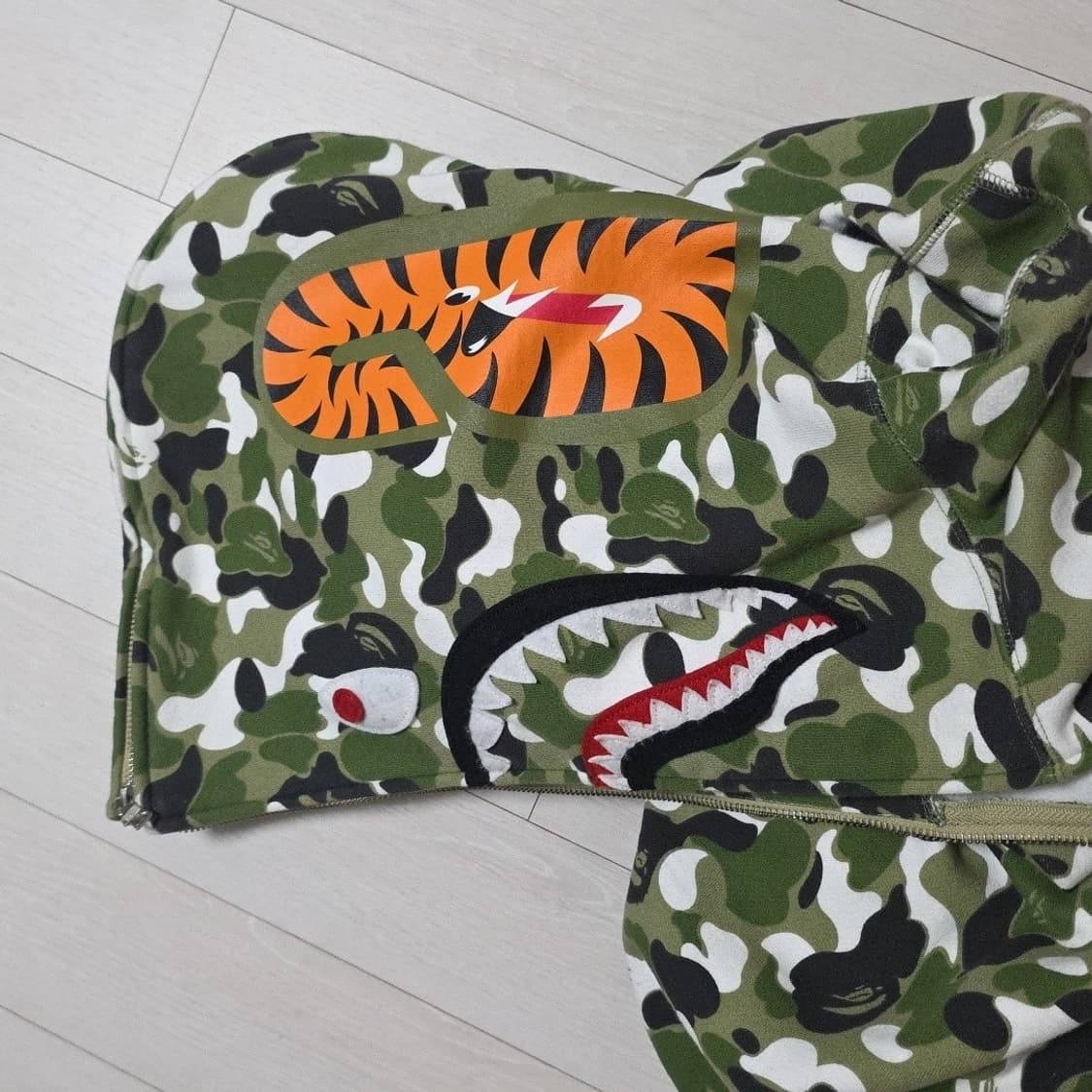 베이프 샤크후드 반갈가능 xl 상품이미지3