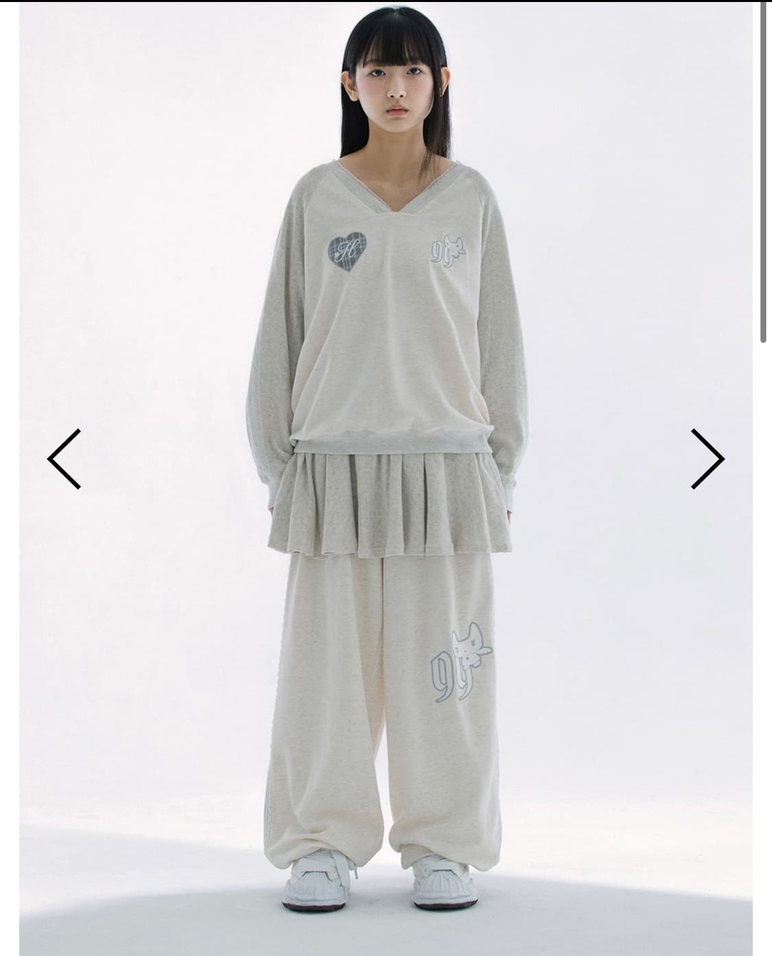 허그유어스킨 patch v-neck raglan T 상품이미지2