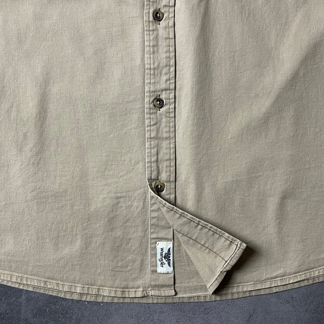 WRANGLER 랭글러 빈티지 베이지 플랩포켓 반팔 셔츠 A00759 상품이미지5