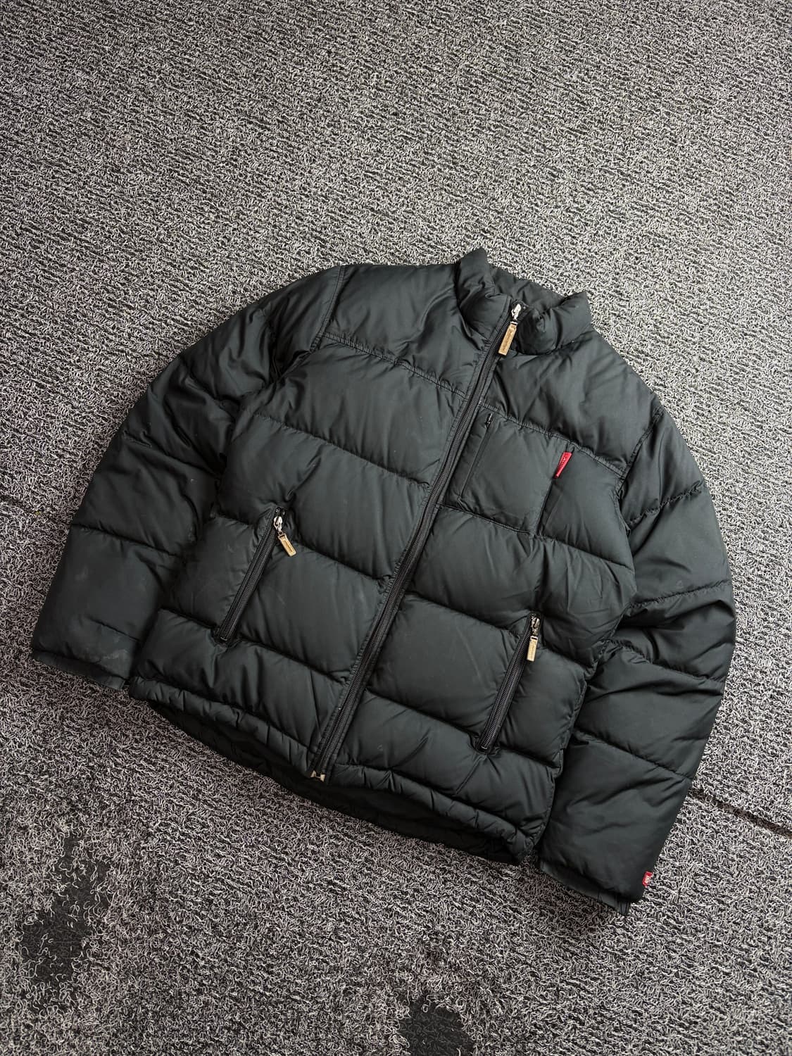 오니츠카 타이거 푸퍼 다운 점퍼 3330 상품이미지1