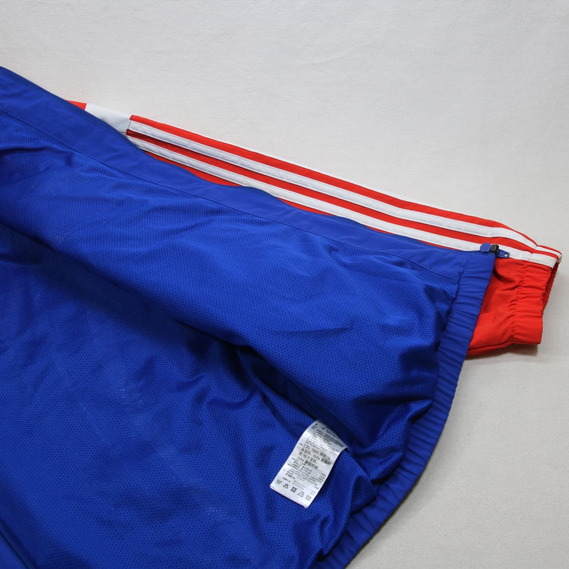 (착용컷) 아디다스 BALANTA 96 트랙 자켓 (남성용 100) 상품이미지7