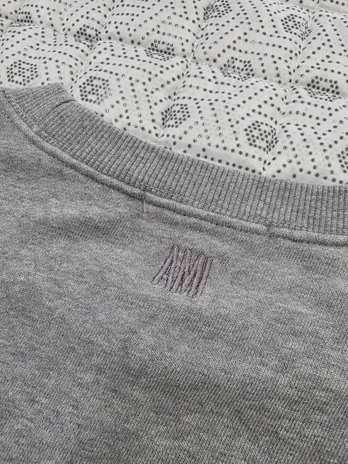 AMI 아미 스몰 하트 로고 맨투맨 상품이미지8