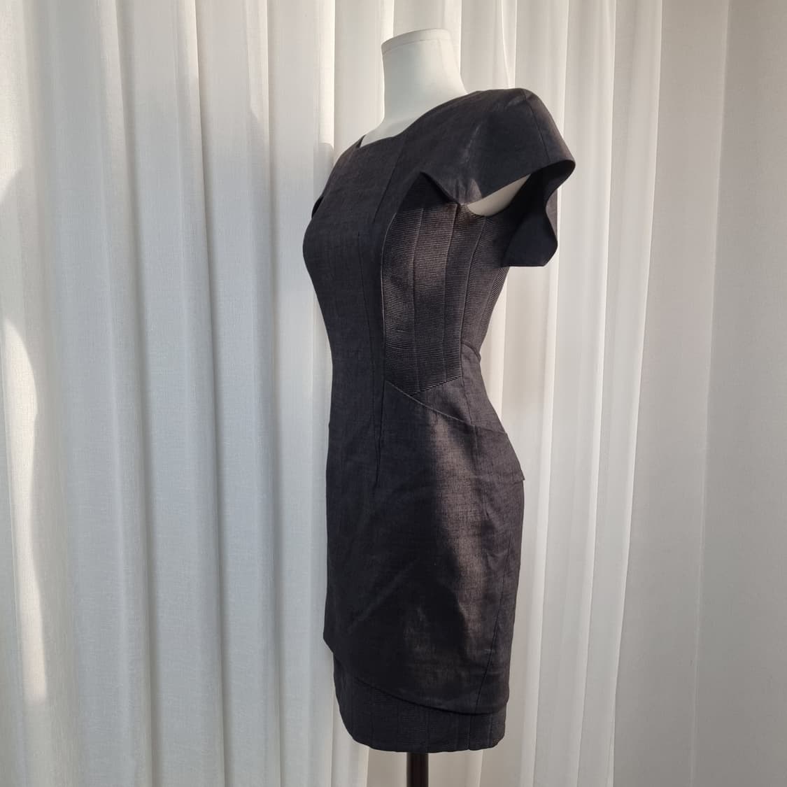 미샤 프레스티지 골드라벨 울실크혼방 로로피아나 원피스 (55) 상태최상 상품이미지2