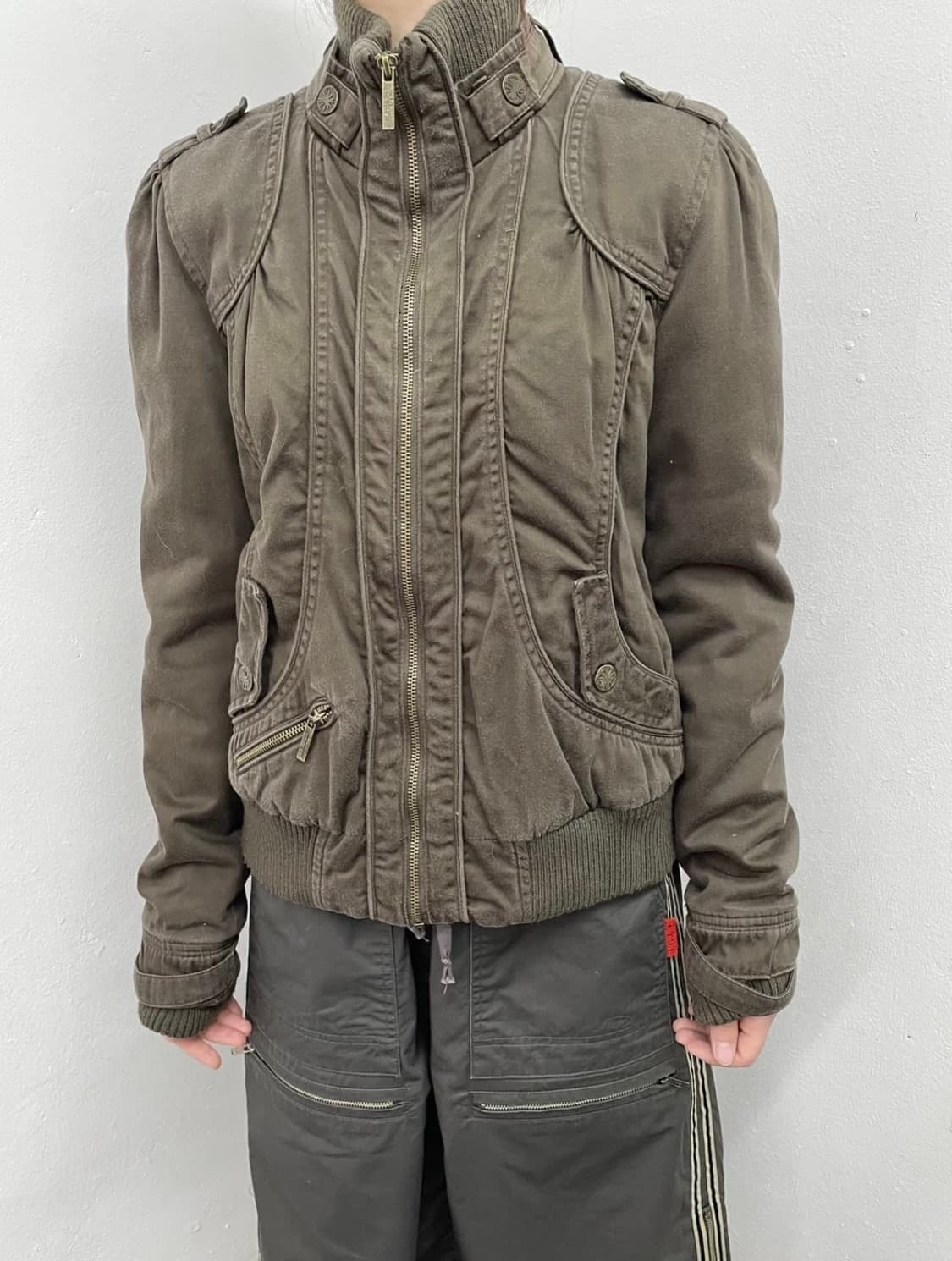 y2K 절개 디테일 버튼 자켓 상품이미지5