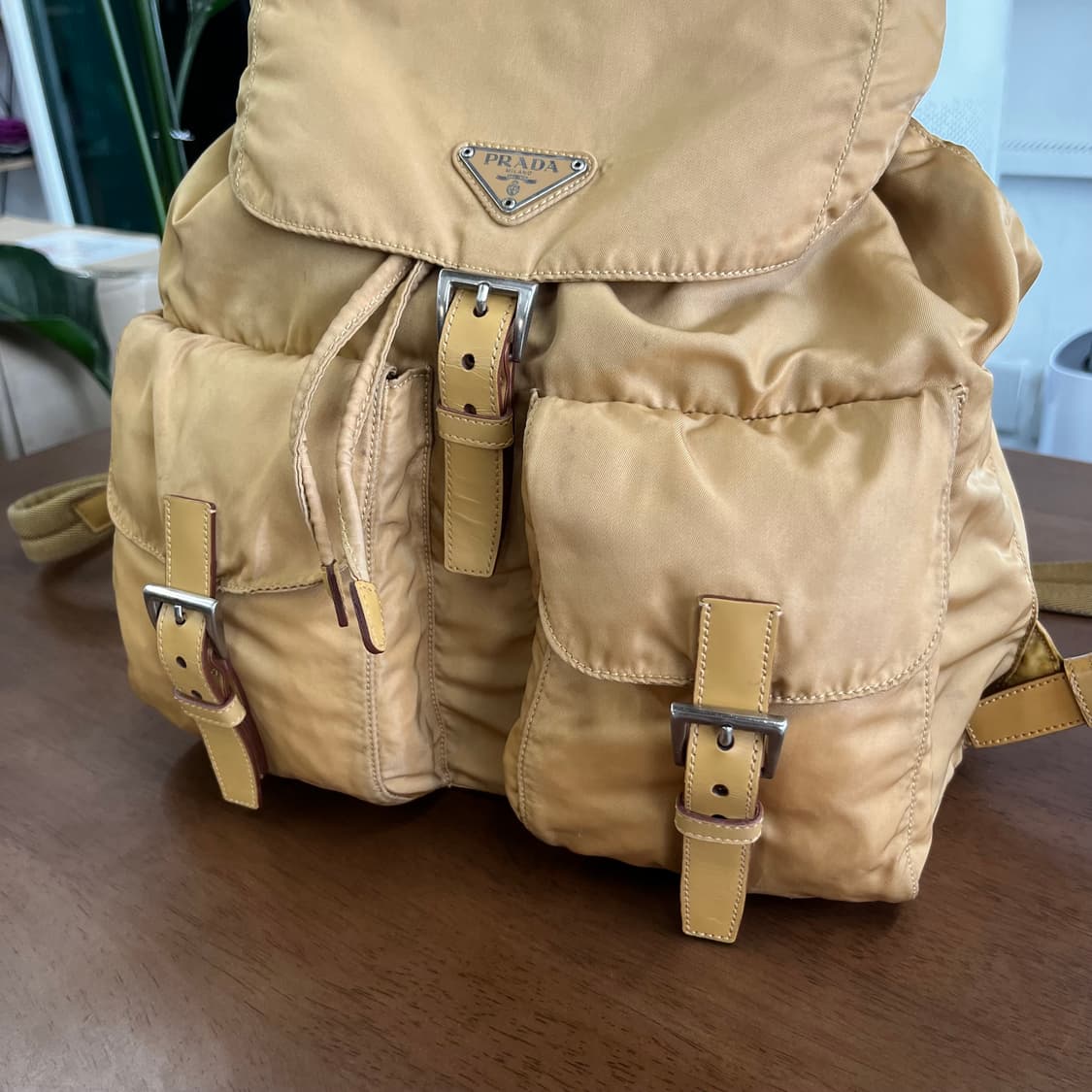 프라다 나일론 백팩 상품이미지2