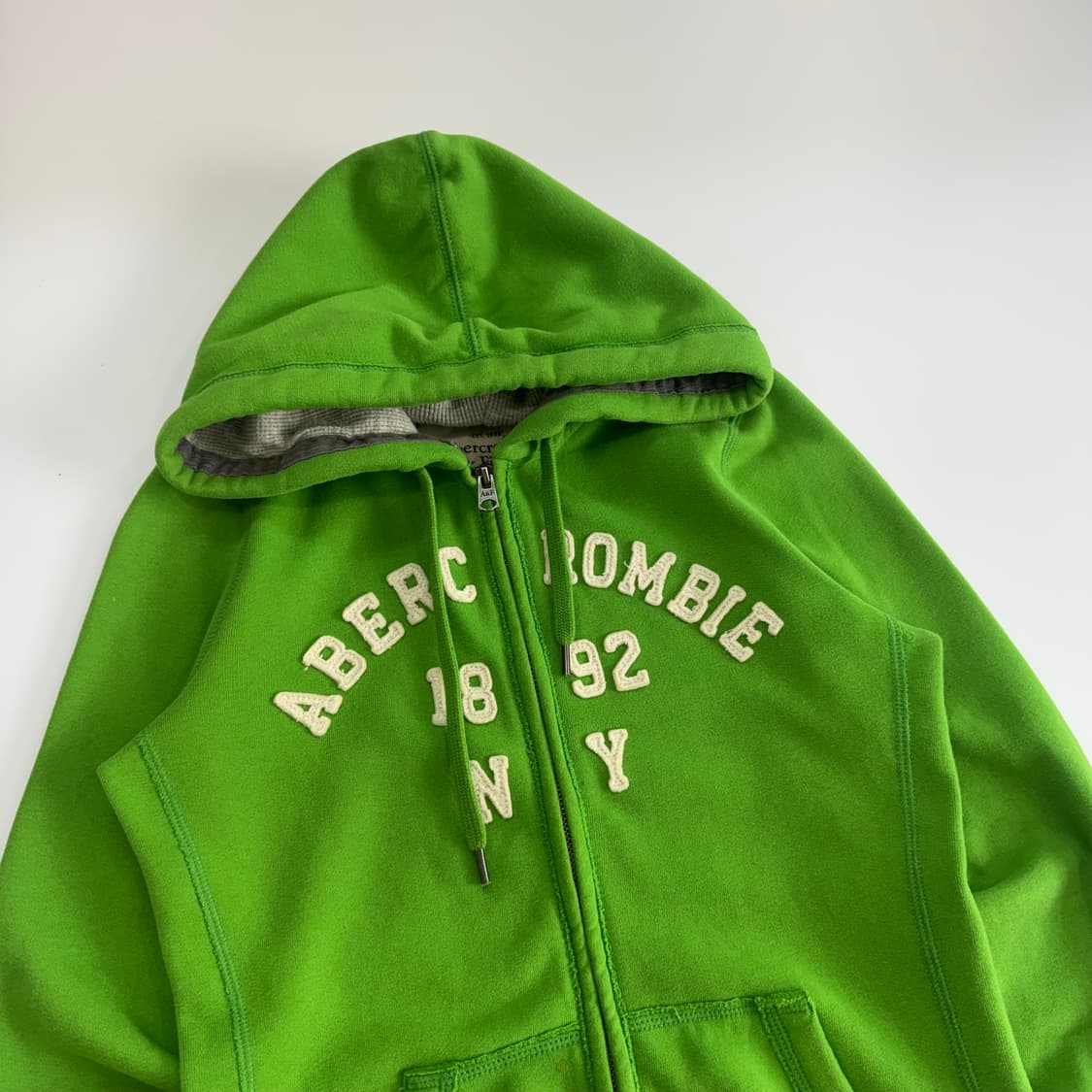 Abercrombie 아베크롬비 스펠아웃 로고 그린 후드집업  상품이미지4