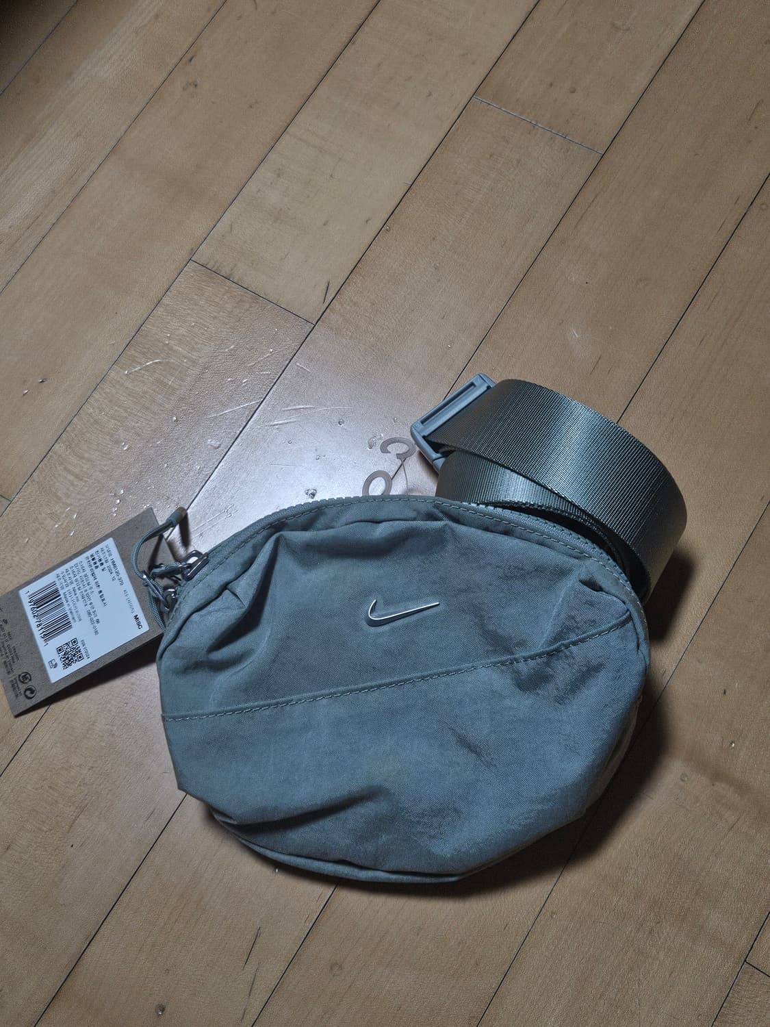 나이키 아우라 크로스바디백 2L 제이드 호라이즌 상품이미지2