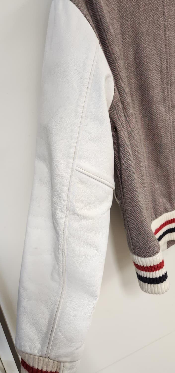 톰브라운 바시티자켓 XS (90-95) 상품이미지3