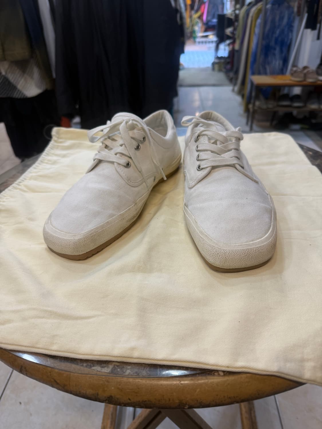 7/260 정품 르메르 캔버스 스니커즈 팝니다 상품이미지1