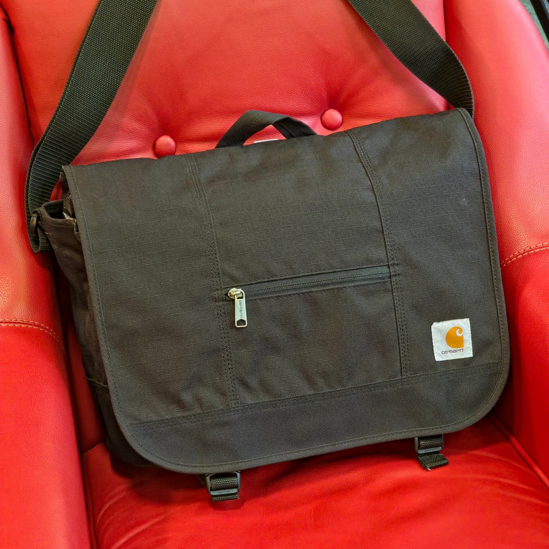 칼하트 블랙 메신저백 가방 상품이미지3