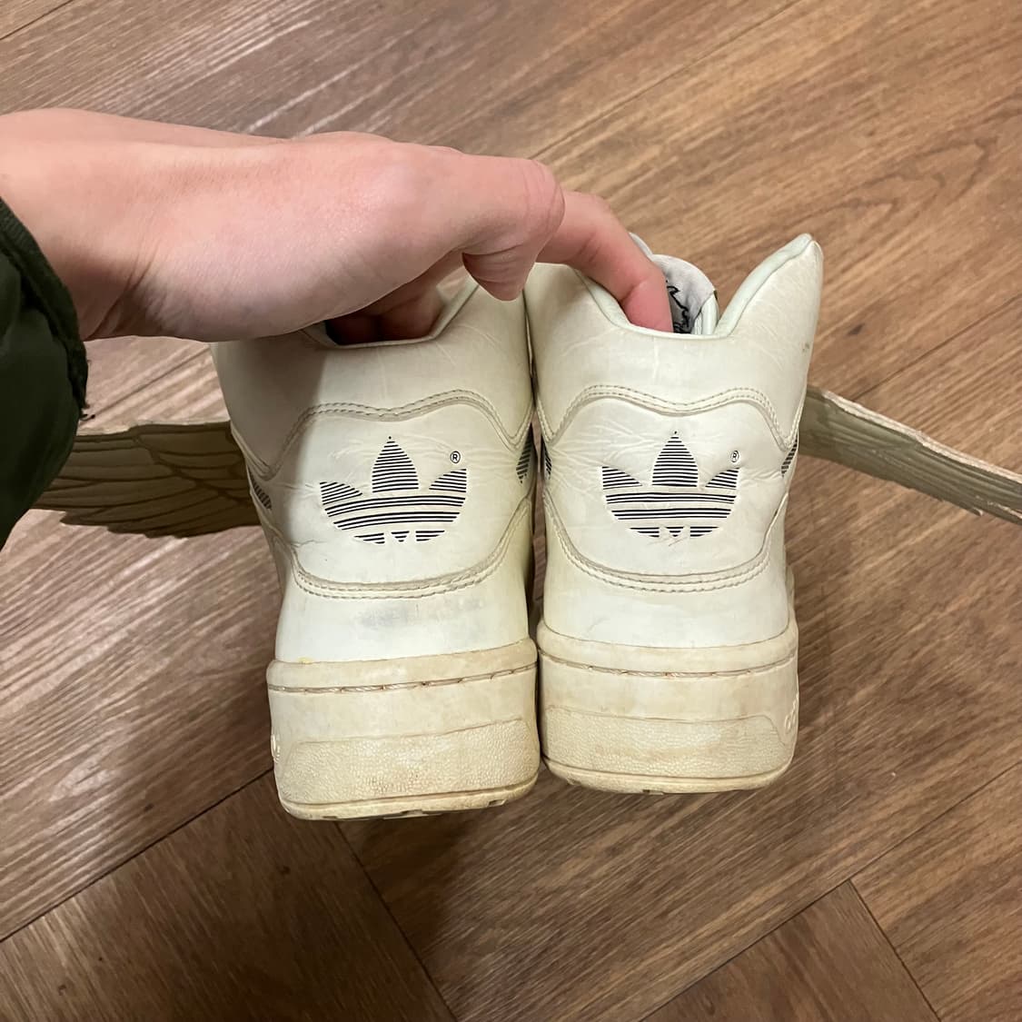 N240 아디다스 제레미스캇 윙 하이탑 상품이미지5