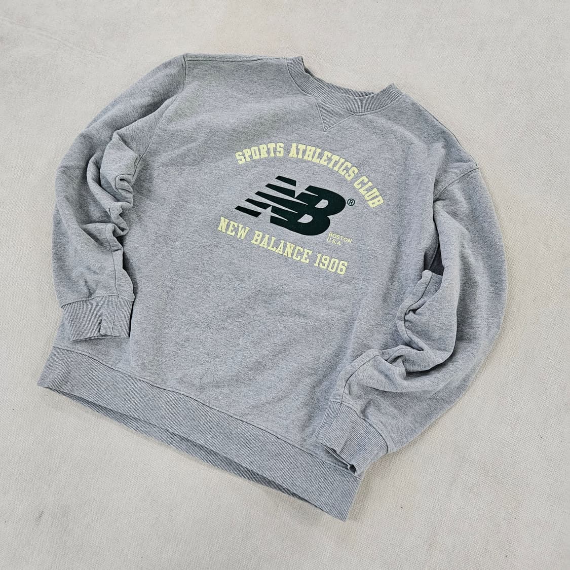 [95(M)] 뉴발란스 에슬레틱 바시티 스웨트 크루 맨투맨 0114YH1 상품이미지1