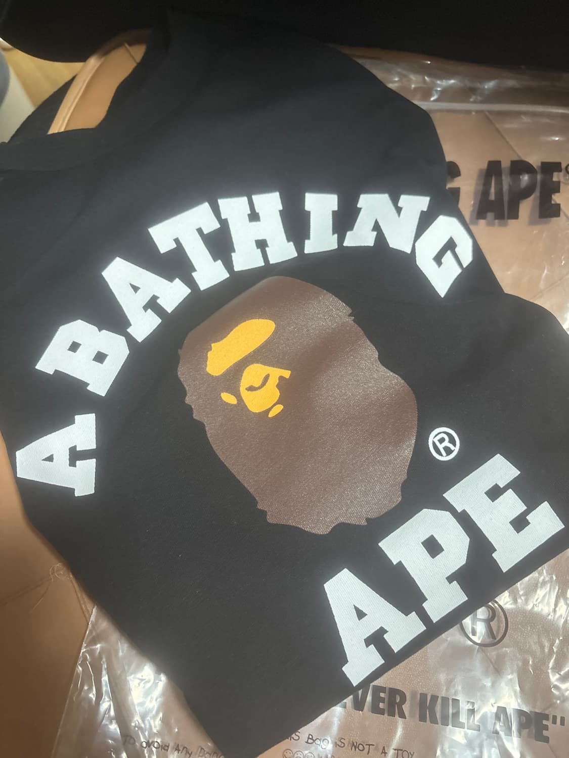 베이프 반팔티 블랙 판매합니다 상품이미지2