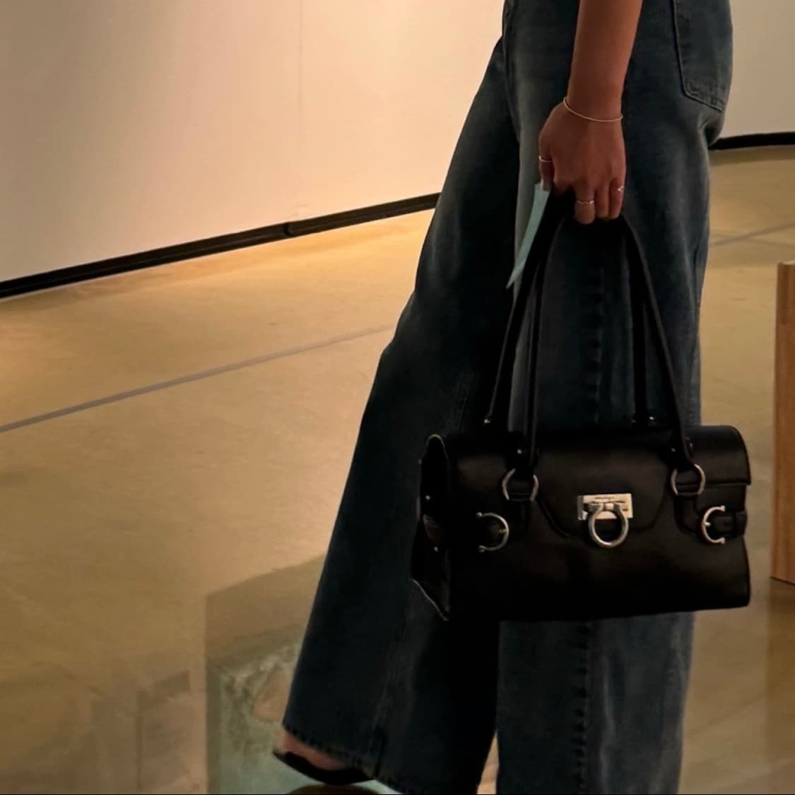 페라가모 간치니 숄더백(한남동 포쉬빈티지) 상품이미지1