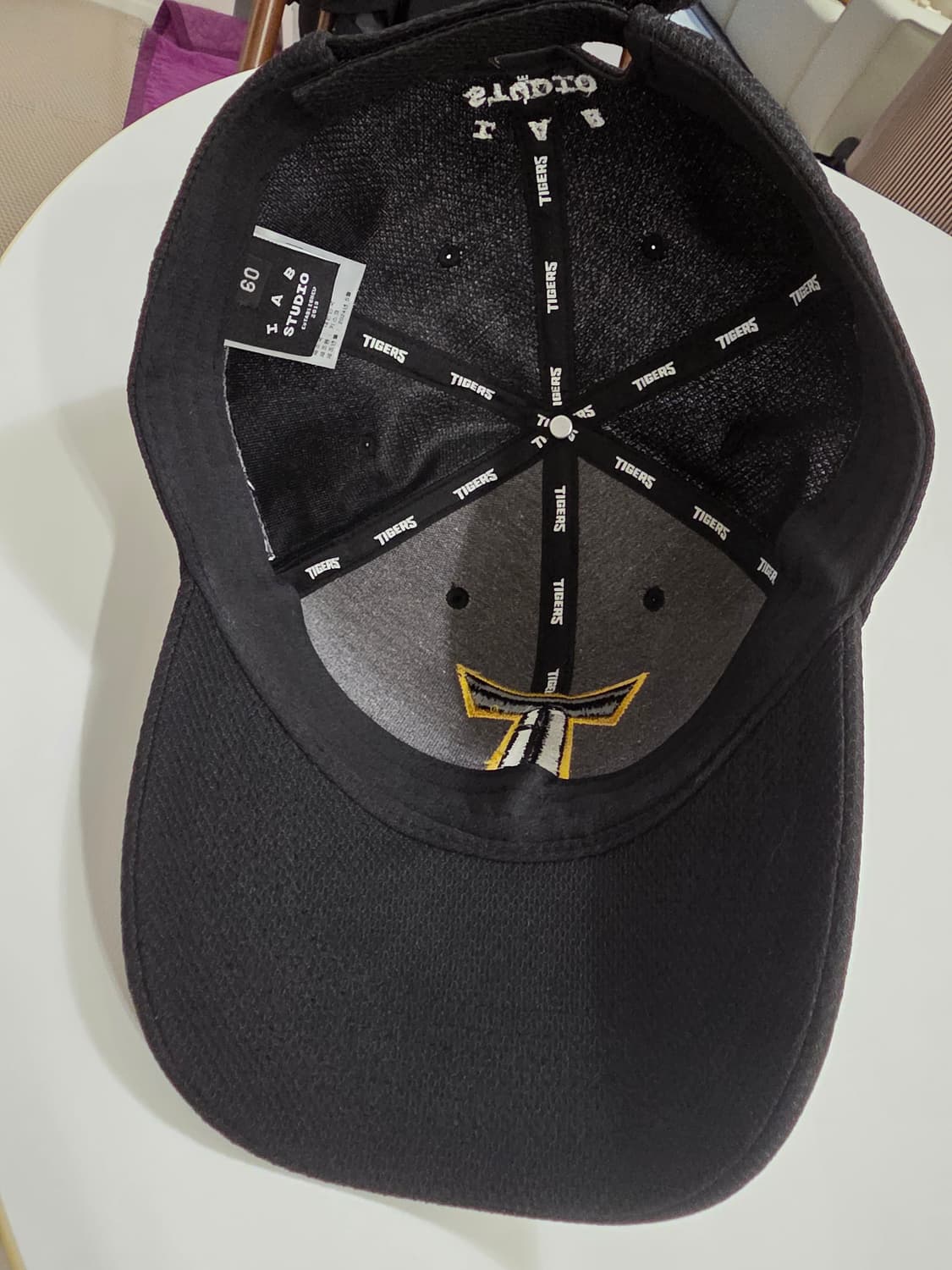 기아 타이거즈 x 아이앱 스튜디오 24 어센틱 브랜드 데이 캡  60cm 상품이미지5