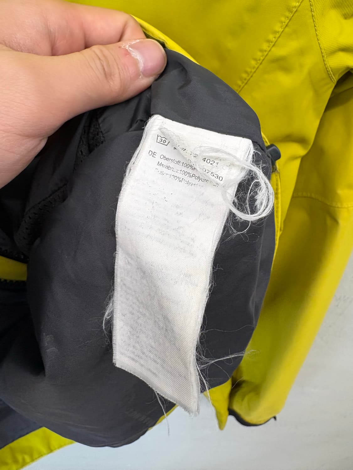 마무트 드라이테크 옐로우 바람막이 자켓 상품이미지9