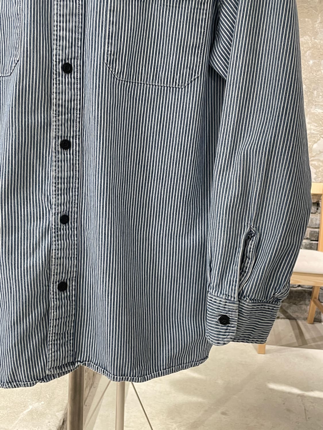 리바이스 레드탭 릴렉스드 트윈 포켓 히코리 셔츠 상품이미지5