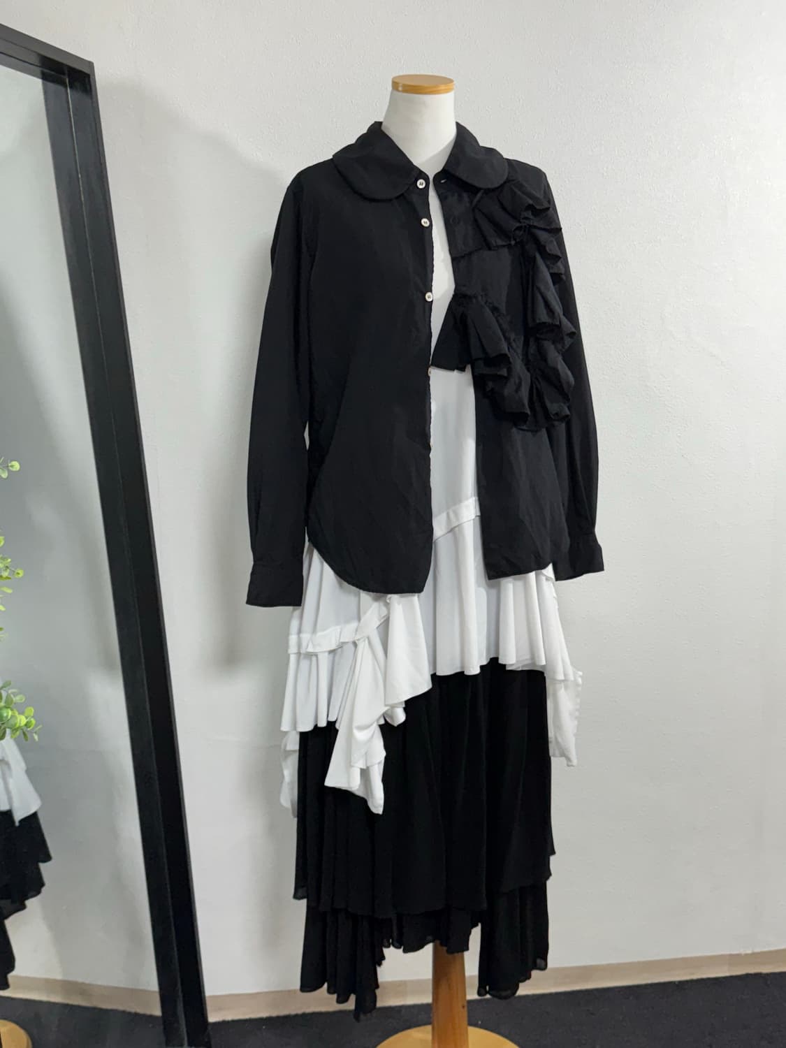 18ss 꼼데가르송 메인라인 폴리 프릴셔츠 s 상품이미지1