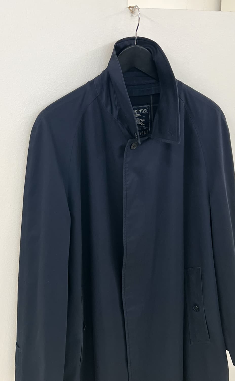Burberry single trench coat, made in England (navy) 상품이미지4