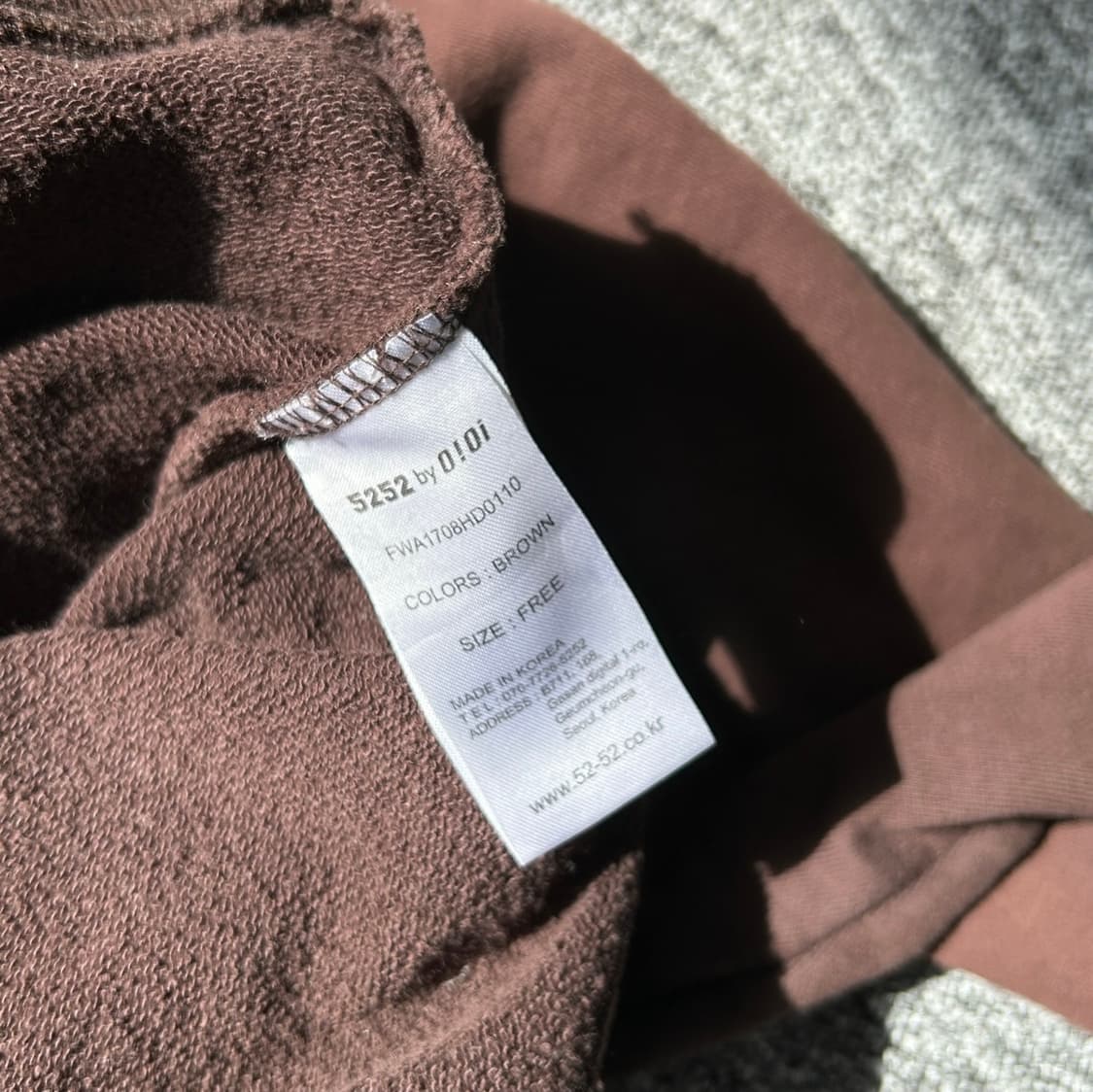 오아이오아이 브라운 후드티 상품이미지9