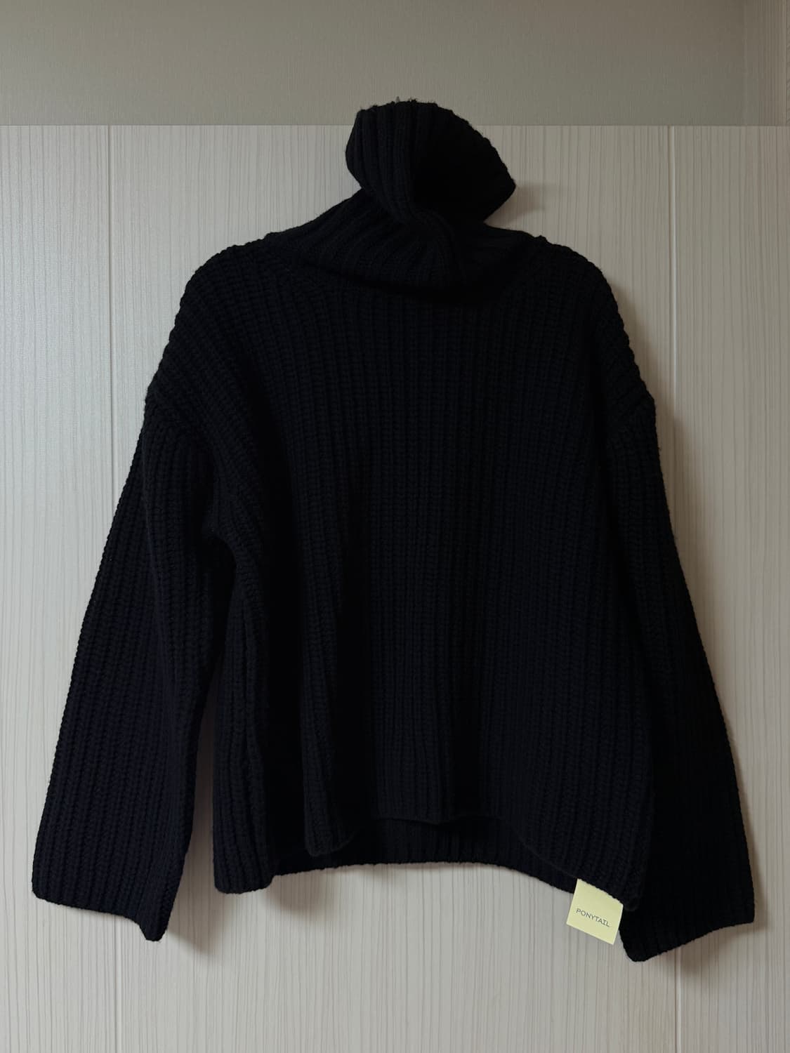 포니테일 니트 새제품 상품이미지1