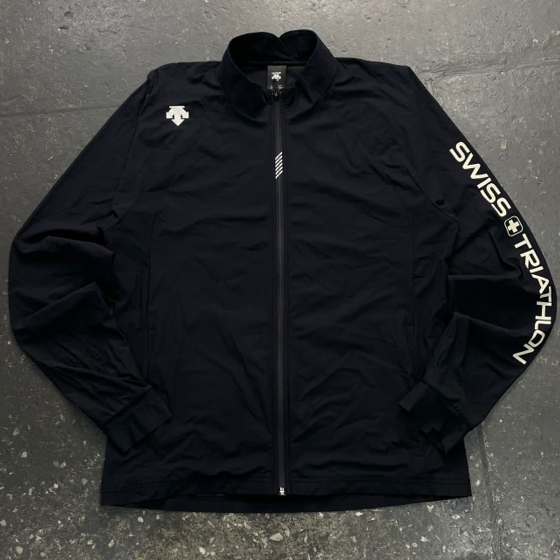 105 데상트 집업  상품이미지1