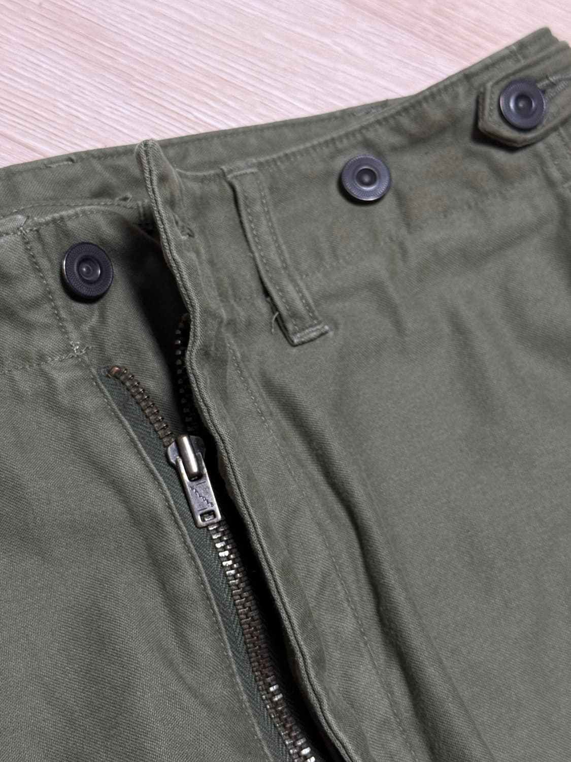 나이젤카본 아미카고 올리브 팬츠 상품이미지3