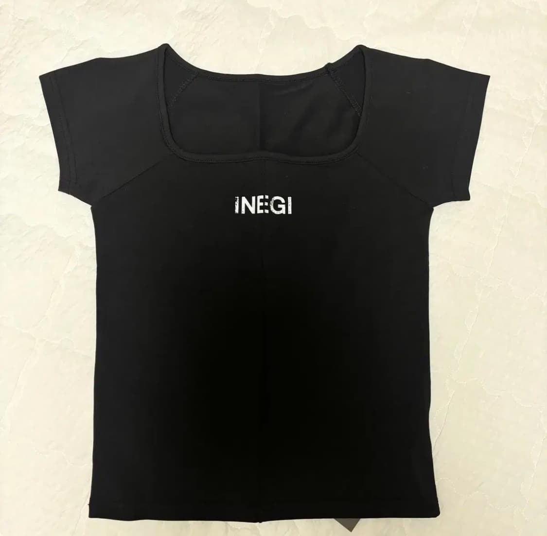 이네기 로고 캡 슬리브 티 상품이미지2