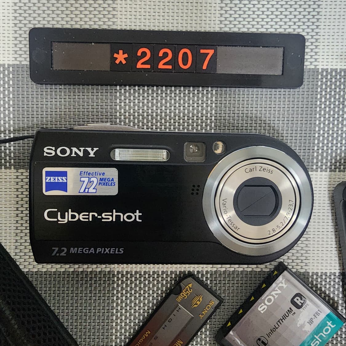 소니 사이버샷 DSC-P 150 디지털카메라 파우치포함 상품이미지2