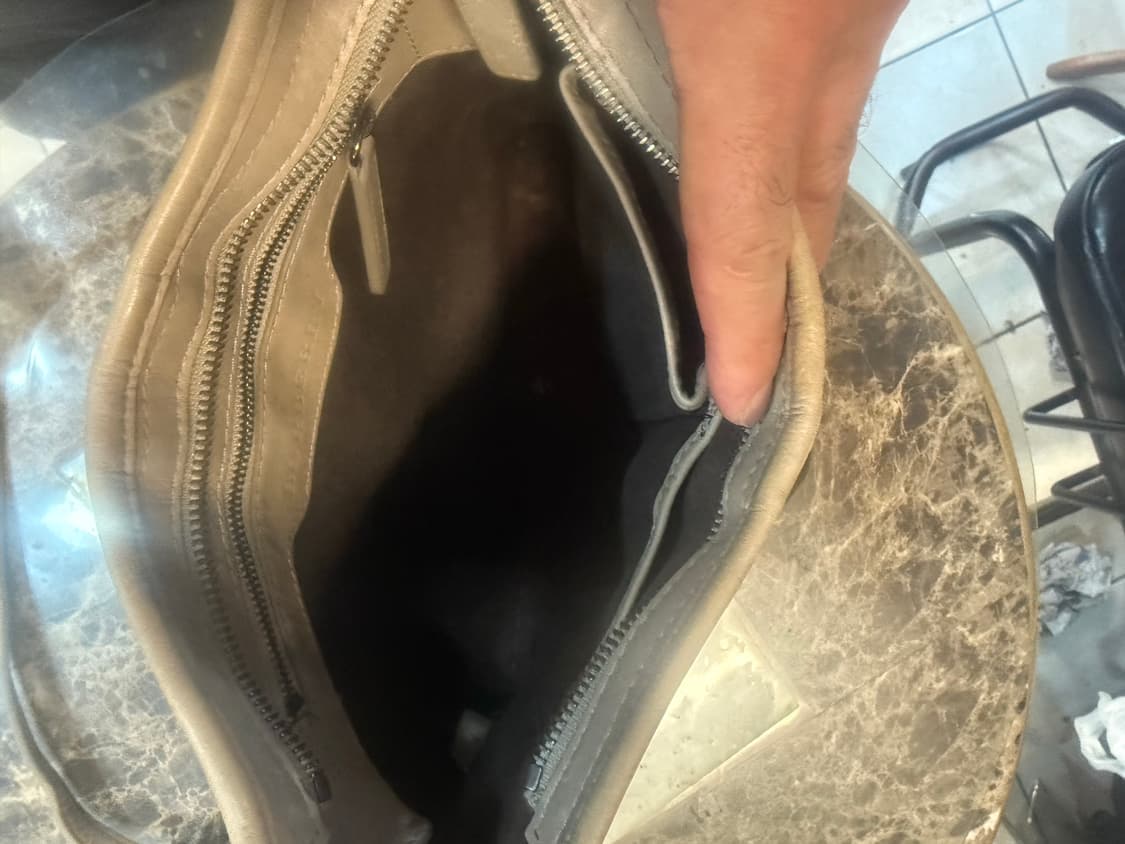 정품 버버리 스모크체크 크로스백 팝니다 상품이미지6